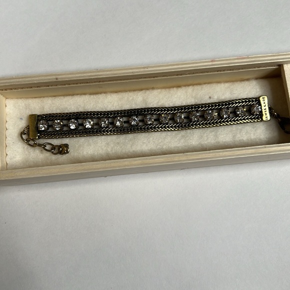 Gorgeous Vintage Bracelet - Picture 3 of 7